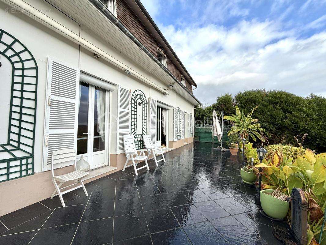 Maison à SOTTEVILLE-SOUS-LE-VAL