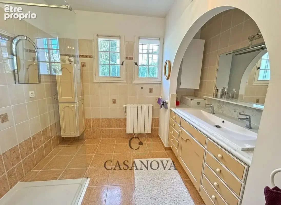 Maison familiale de plain-pied avec piscine et dépendance à Prades-le-Lez - photo 14