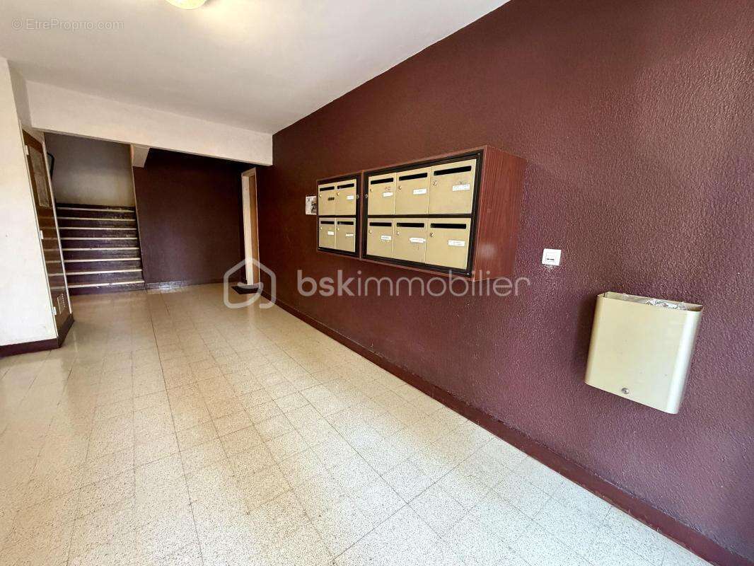 Appartement f4 76m2 + parking + cave - photo 16