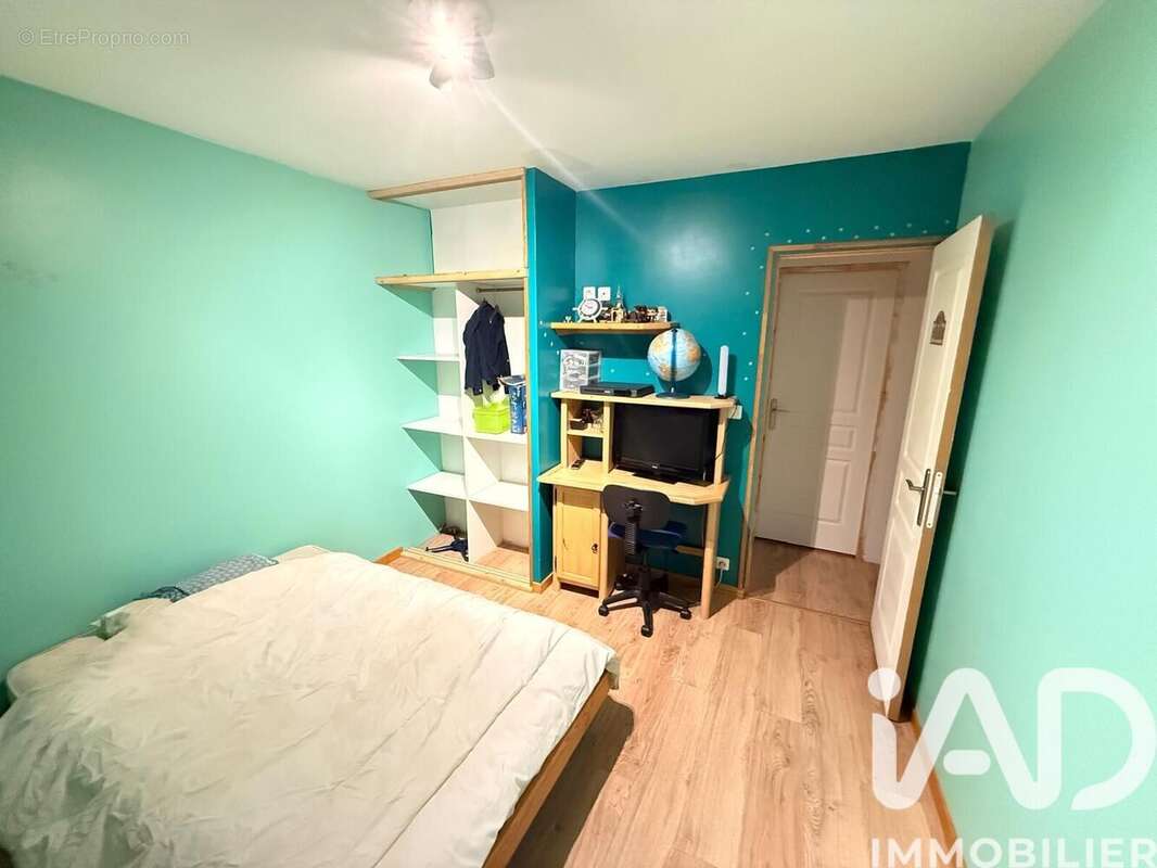 Photo 7