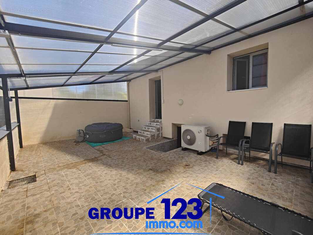 Maison entièrement rénovée - DPE A - 3 chambres - Terrasse couverte - photo 9