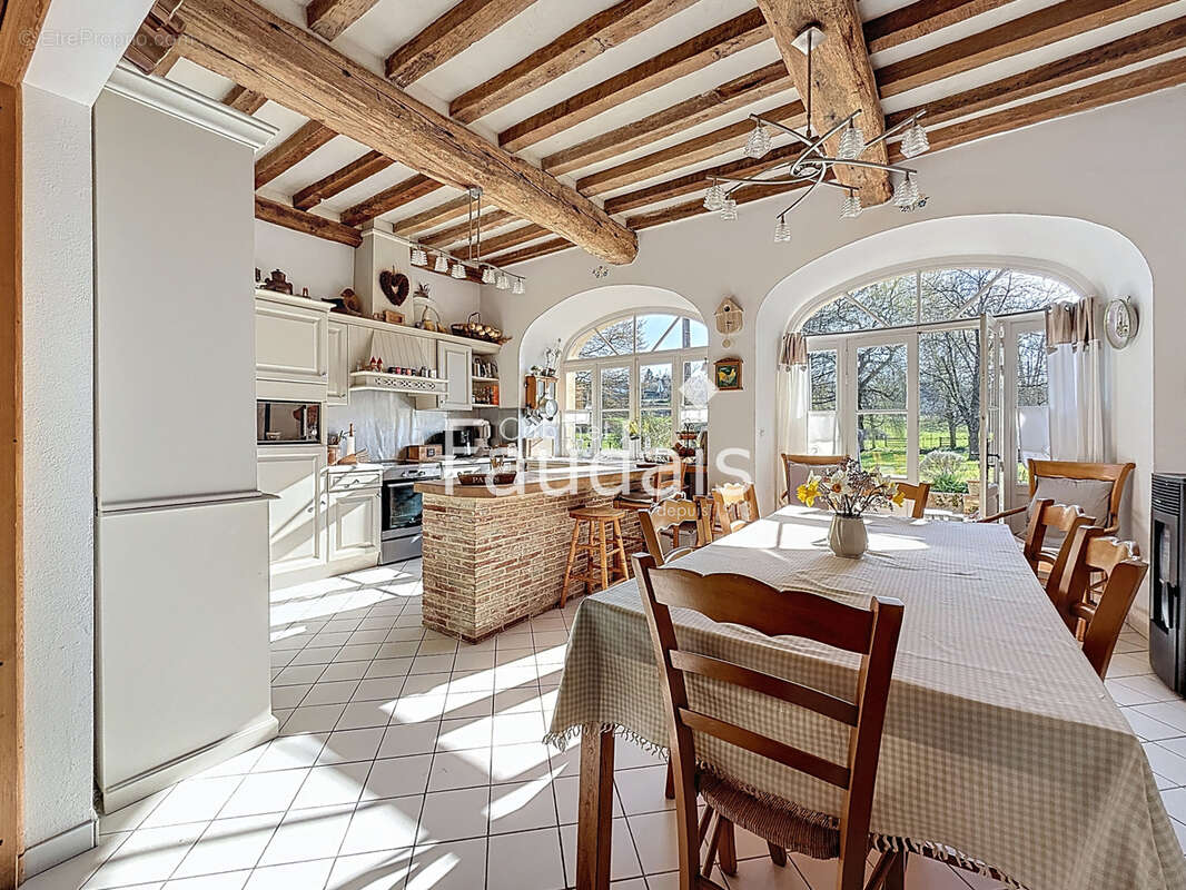 Maison à VERSAINVILLE