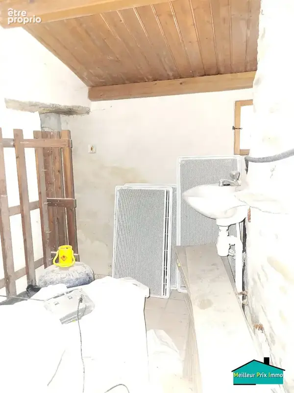 LA GARNACHE Maison à rénover avec four à pain - photo 6
