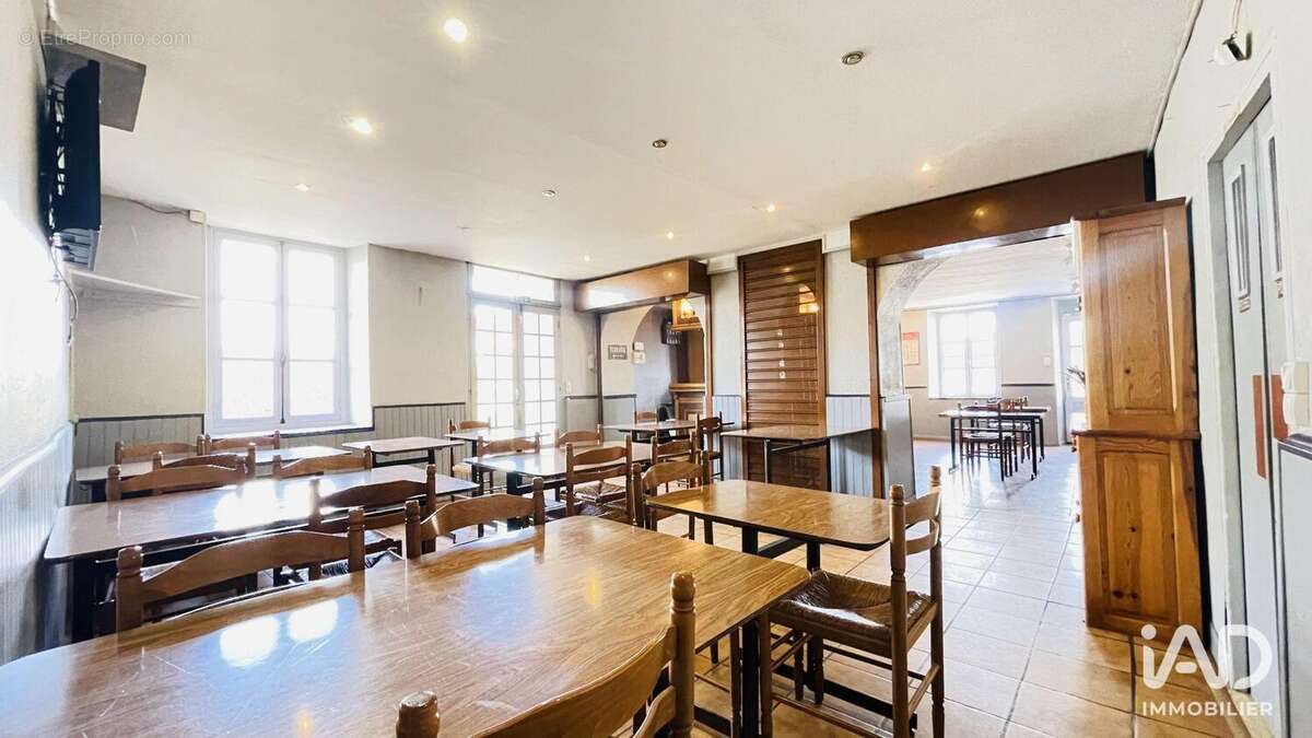 Photo 7 - Commerce à CHEPTAINVILLE