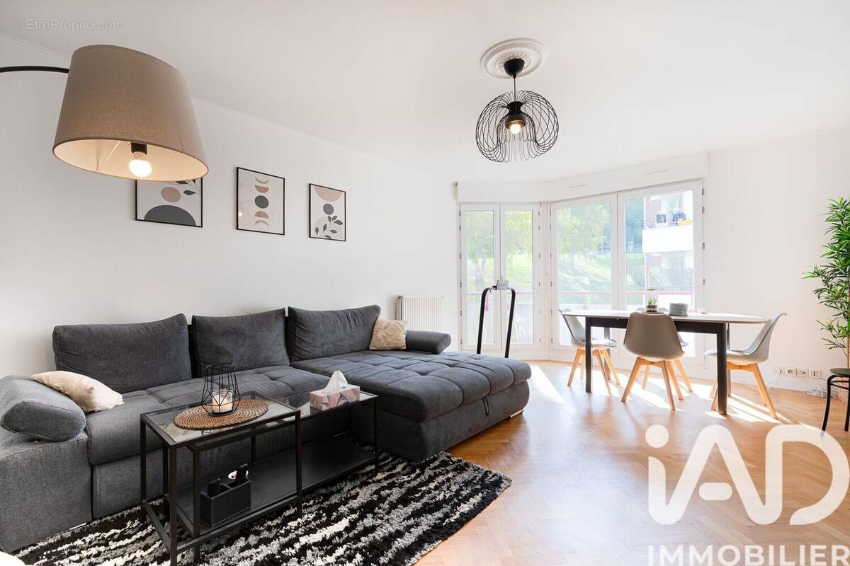 Photo 1 - Appartement à LONGJUMEAU