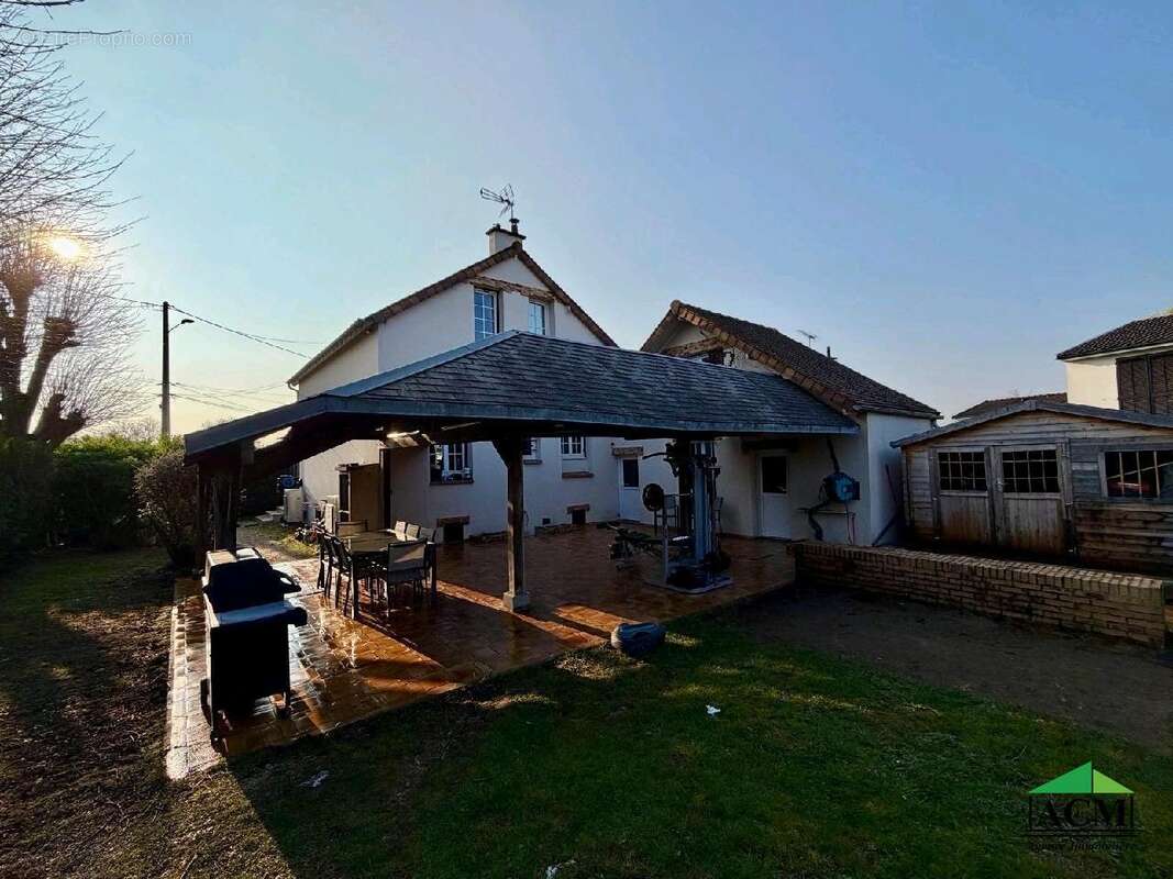 Maison à MERY-SUR-OISE