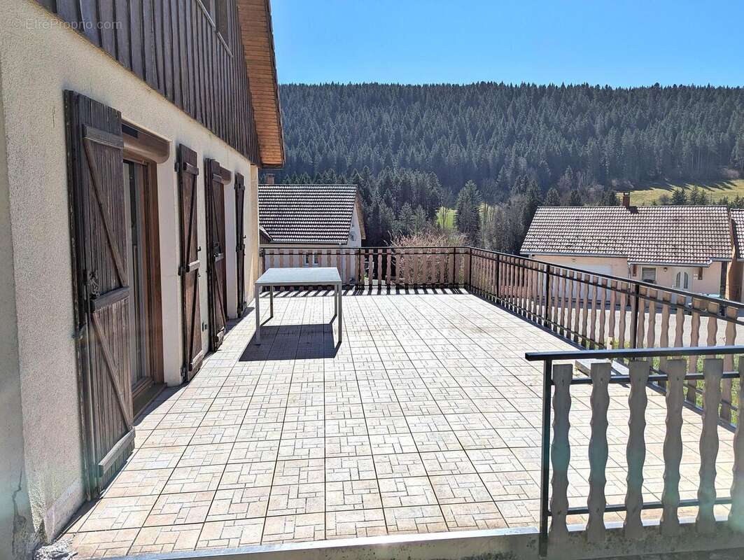 Maison 144 m² à Montbenoit  - photo 8