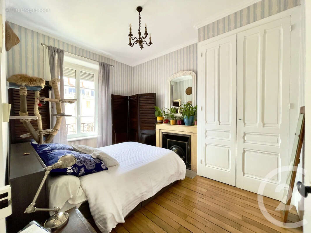 Appartement à VILLEURBANNE