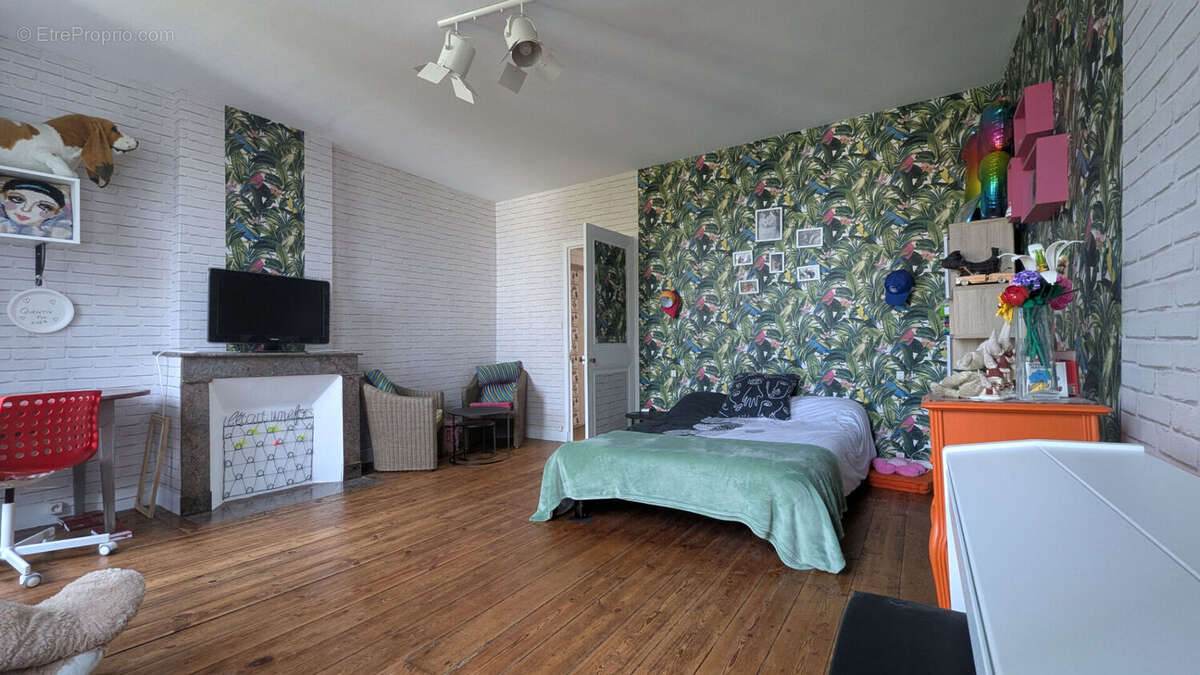 Maison à TONNAY-CHARENTE