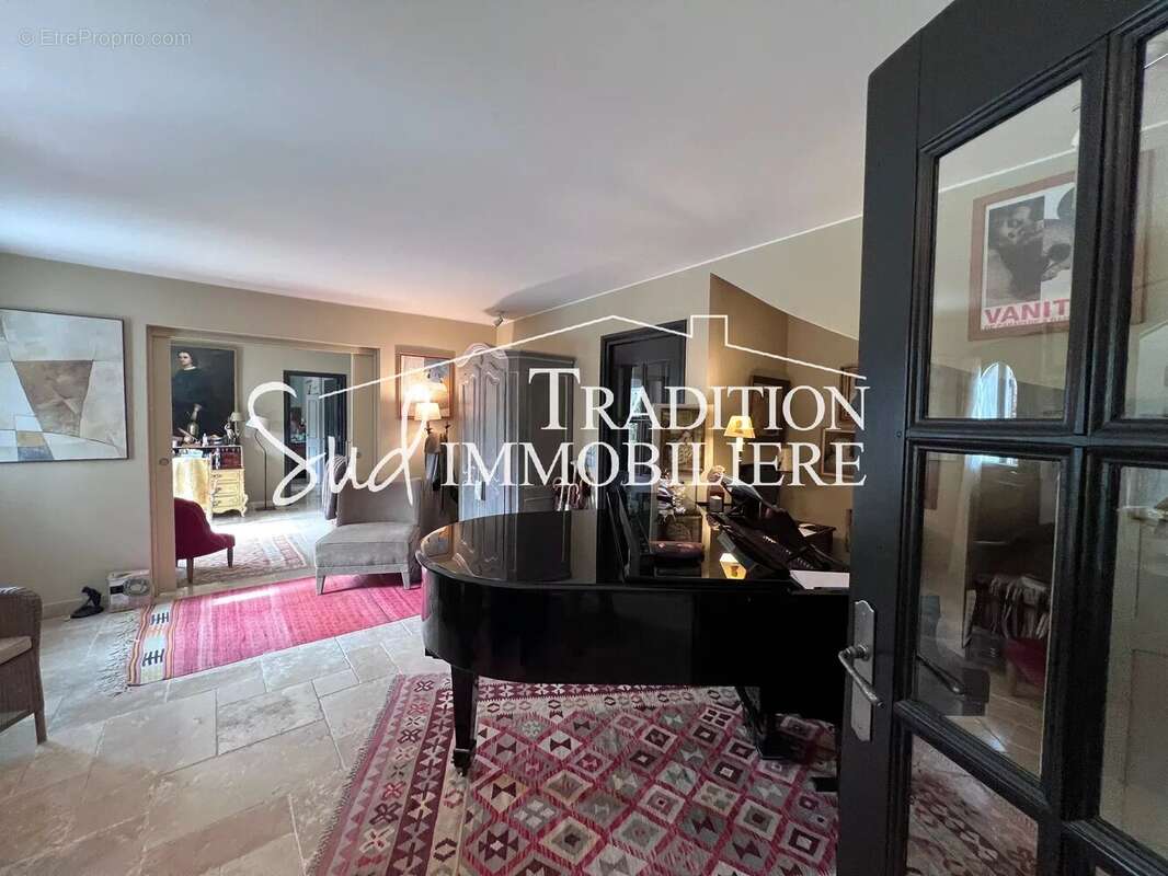 Maison à MAUSSANE-LES-ALPILLES