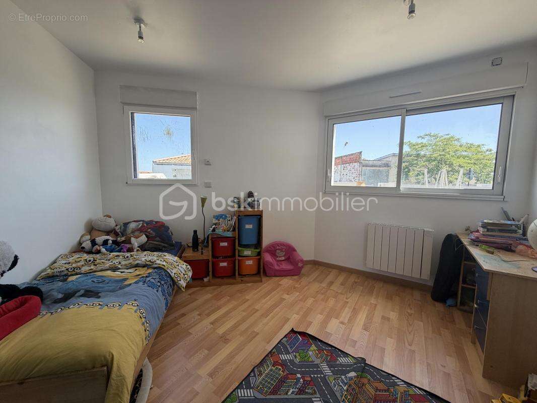 Maison atypique et lumineuse - 5 chambres - La Bruffière - photo 5