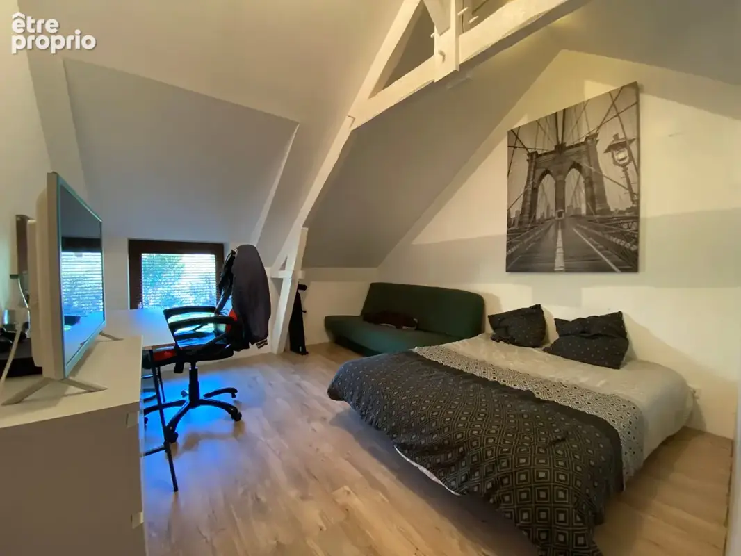 Longère en pierre - Calme et nature . 5 chambres sur un terrain de  3615 m² à Grandchamp-des-Fontaines - photo 8