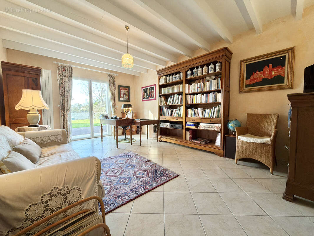 Maison à SAINT-SYLVESTRE-SUR-LOT