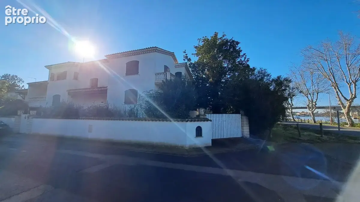 Photo Maison à Agde au prix de 496 000€
