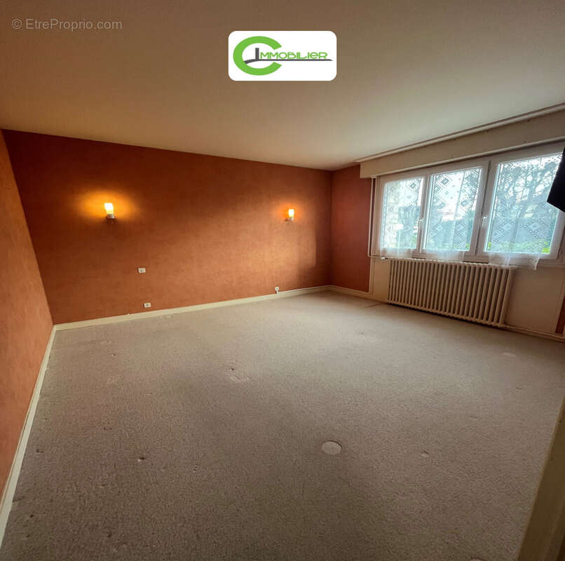 Maison à LA FERTE-BERNARD