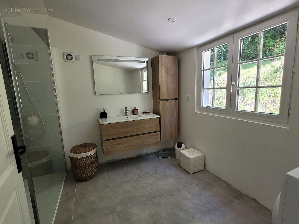 Maison à GONNEVILLE