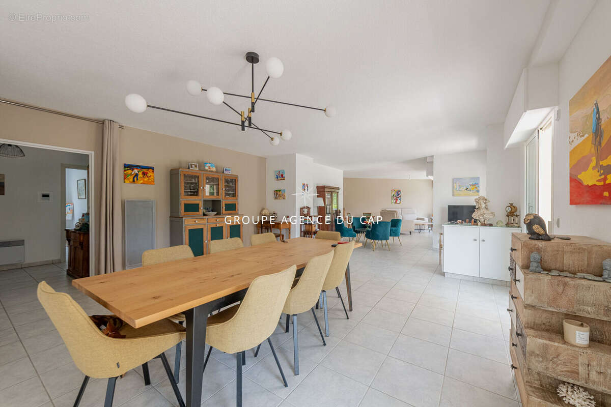 Appartement à SAINT-RAPHAEL