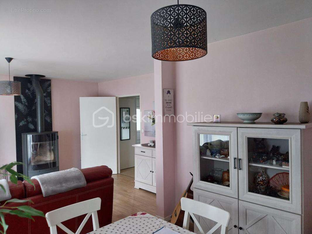 Maison de 101 m2 avec 4 chambres - Terrain de 527 m2 à Sully sur Loire - photo 7