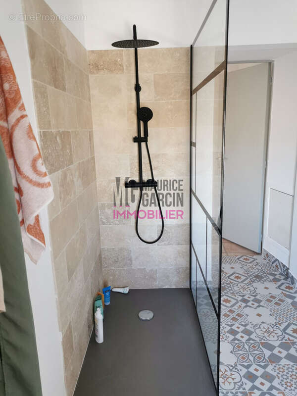 Appartement 63 m² à Monteux  - photo 8