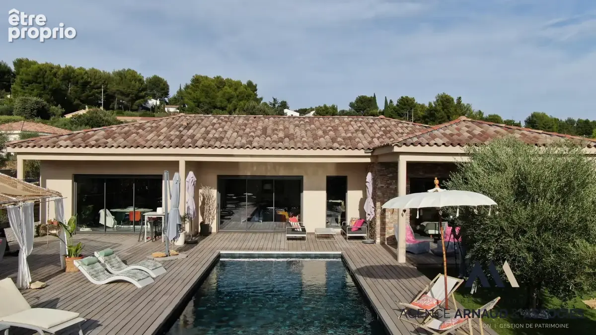 Maison à LA CADIERE-D'AZUR