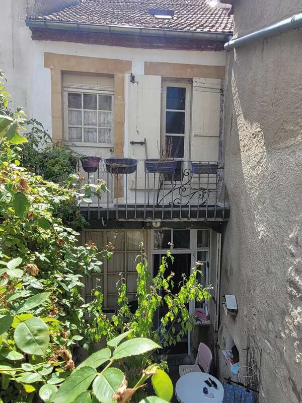 Immeuble 119 m² au centre de Saint-Pourçain-sur-Sioule - photo 32