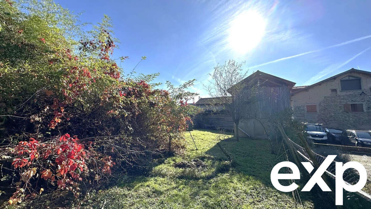 Terrain à PERRIGNIER