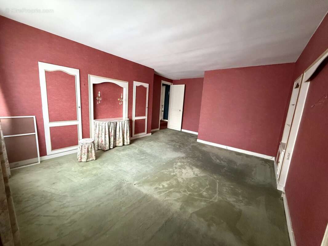 Appartement 117 m2  3 chambres une terrasse - photo 4