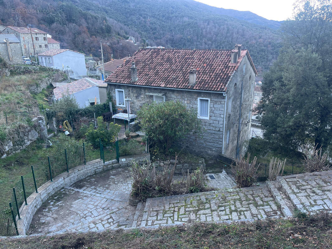 Appartement à ZICAVO
