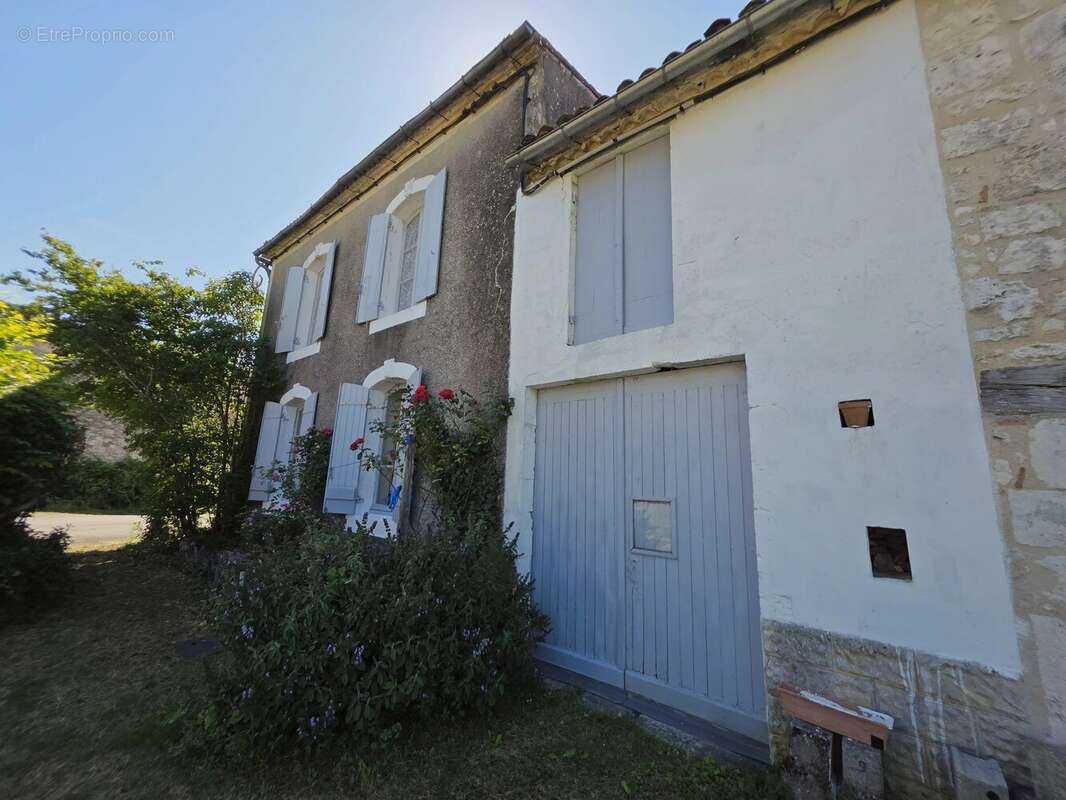 Maison à SOUMENSAC