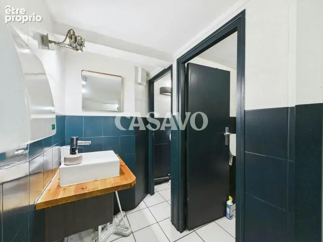 Vente mur et fond de local commercial - Saint-Lazare Havre-Caumartin - photo 15