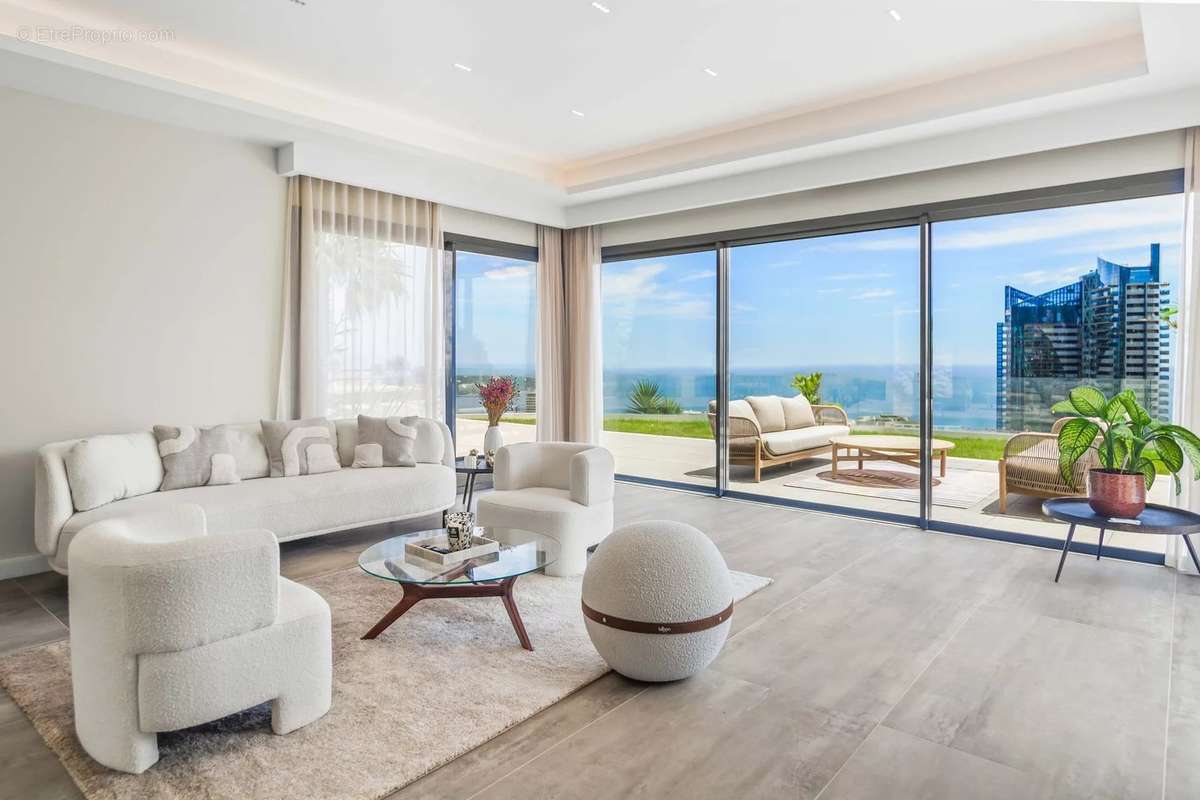 Maison à BEAUSOLEIL