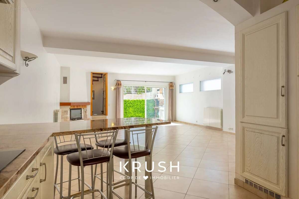 Maison à MARSEILLE-7E