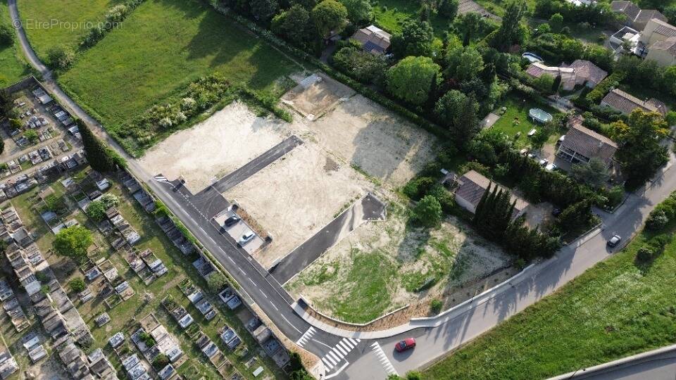Terrain à AUBAIS