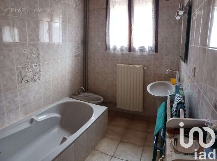 Photo 5 - Maison à SCILLE