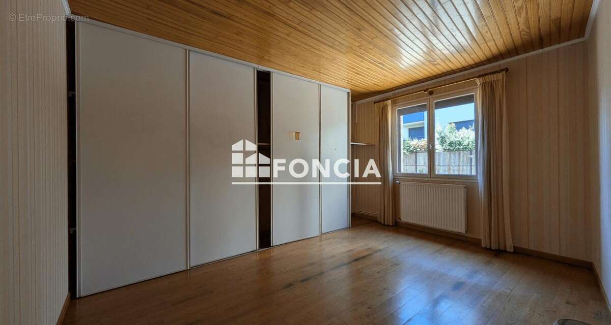 Maison T4 - grand garage - 157 m2 de surface au sol - proche métro 31200 - photo 3