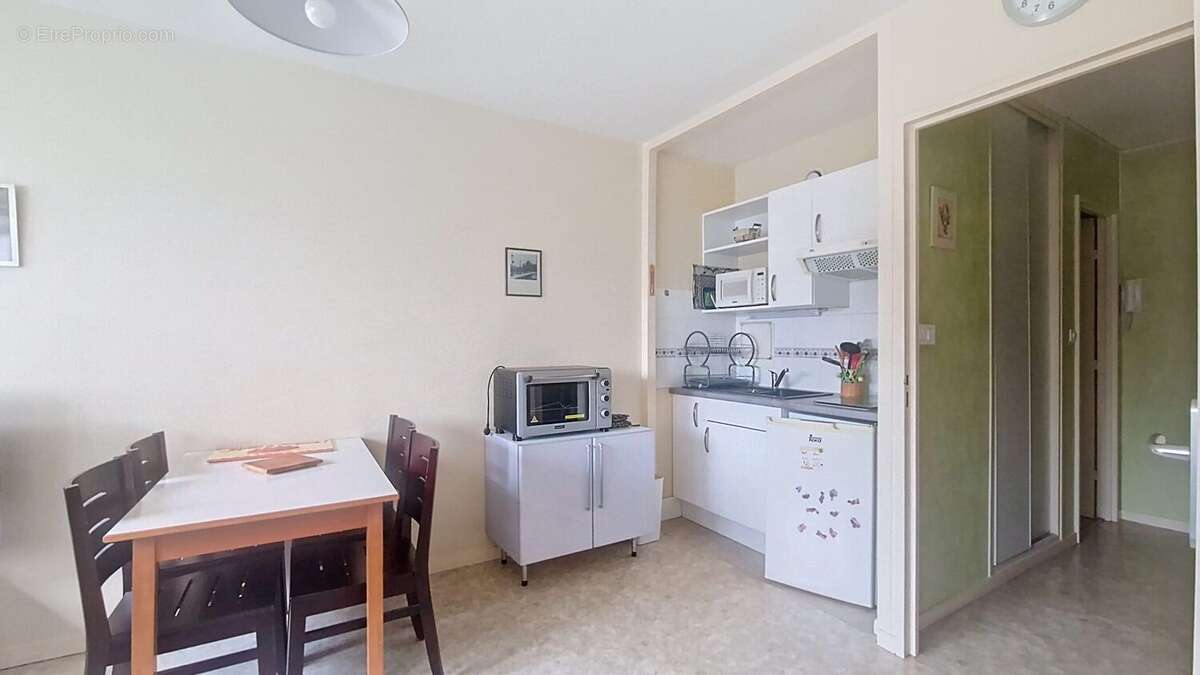 Appartement à LA CHAUSSEE-SAINT-VICTOR