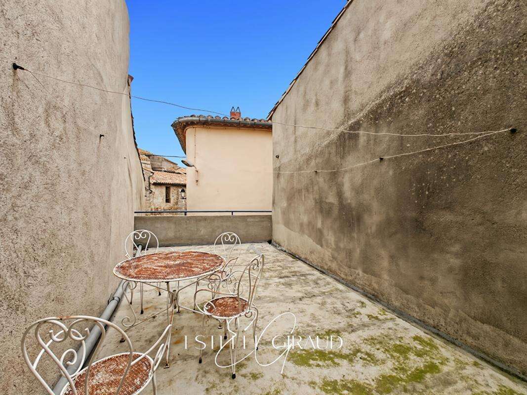 Maison en pierre avec tomettes, terrasse et atelier ? Rieux-Minervois - photo 3