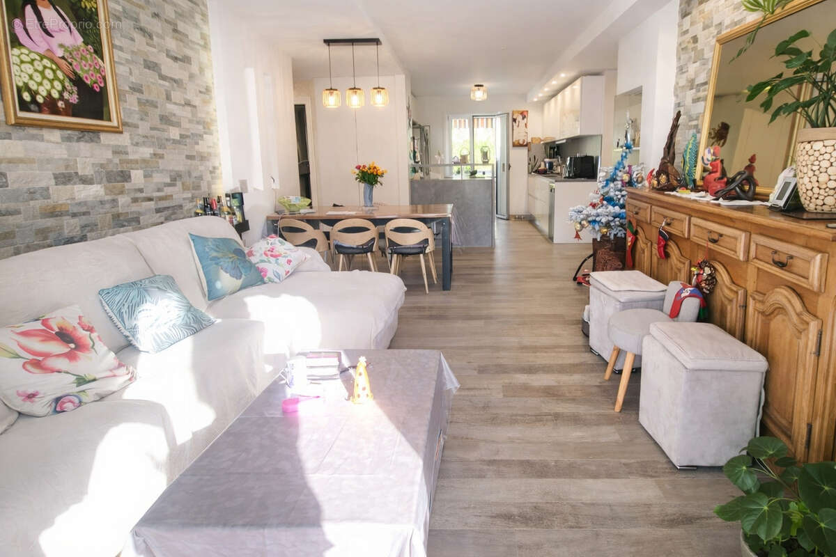 Appartement à MENTON