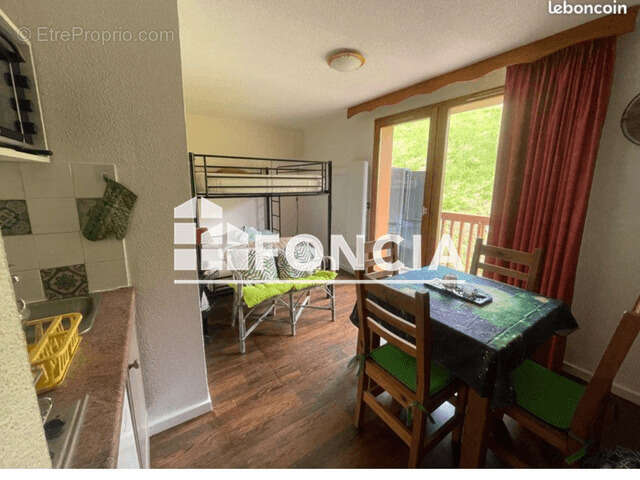 Appartement à SAINT-FRANCOIS-LONGCHAMP