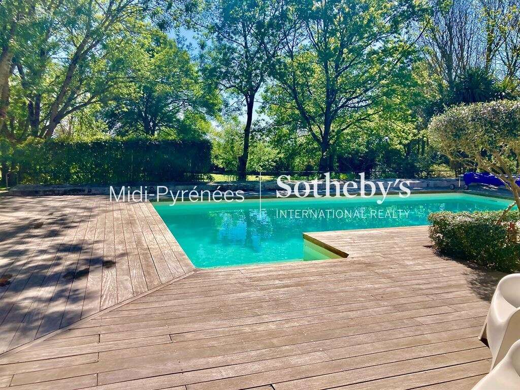 Maison à CLERMONT-LE-FORT