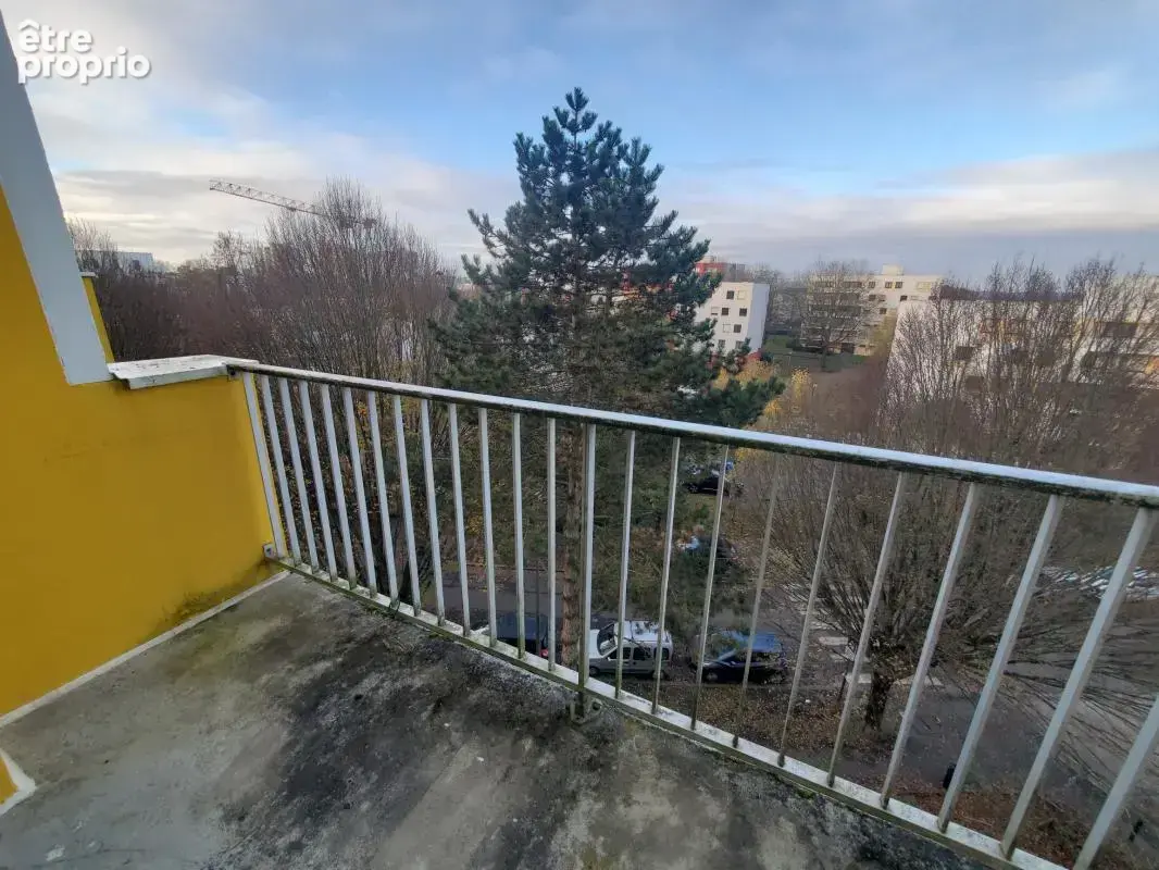 NANTES, Beaujoire, T1 au 5ème et dernier étage - photo 15