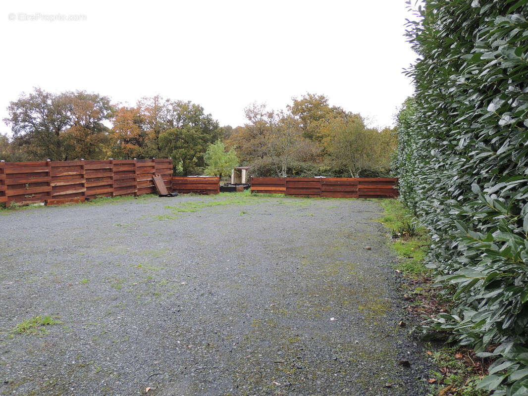 Maison à SAINT-MARTIN-DES-NOYERS