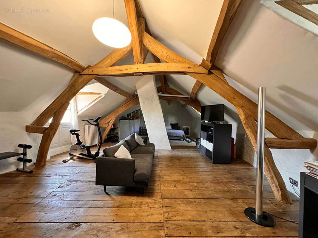 Maison à FEUCHEROLLES