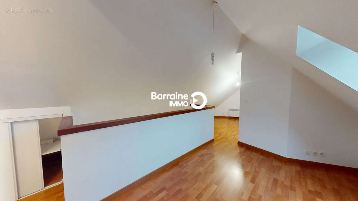 Hennebont centre - appartement en duplex au dernier etage avec ascenseur - photo 16