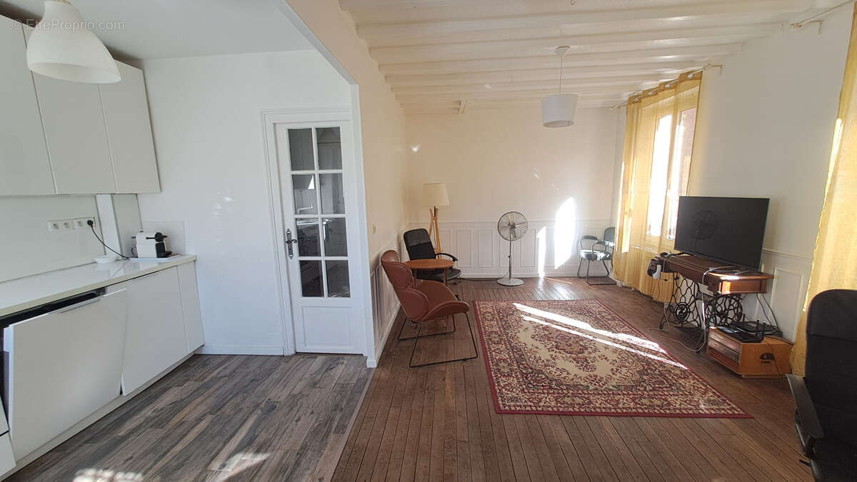 Maison à LE PERREUX-SUR-MARNE