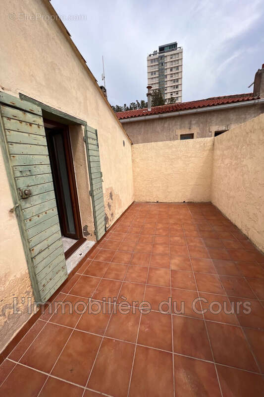 Appartement à PORT-DE-BOUC