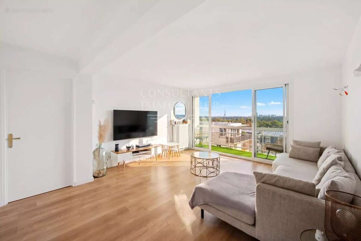 Appartement à SURESNES
