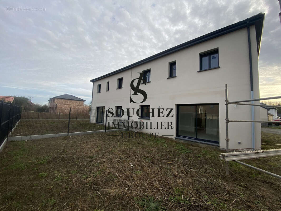 Maison à EVIN-MALMAISON