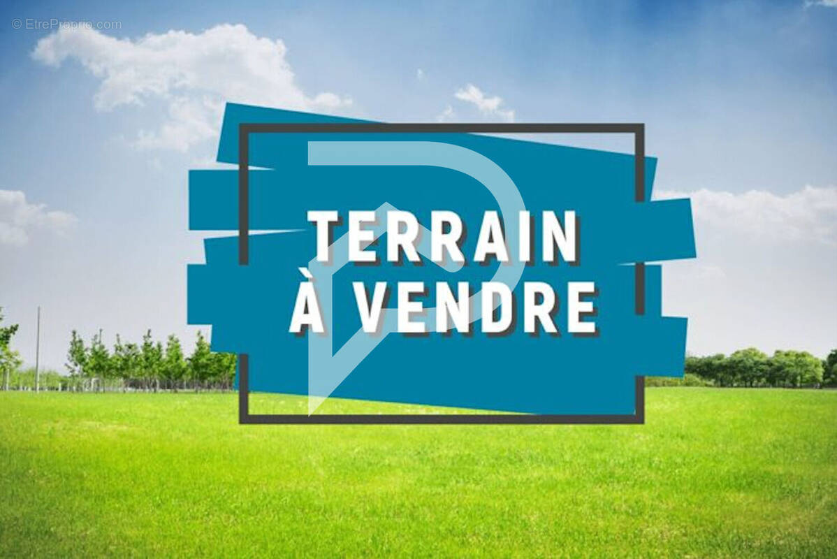 Terrain à LE PORT