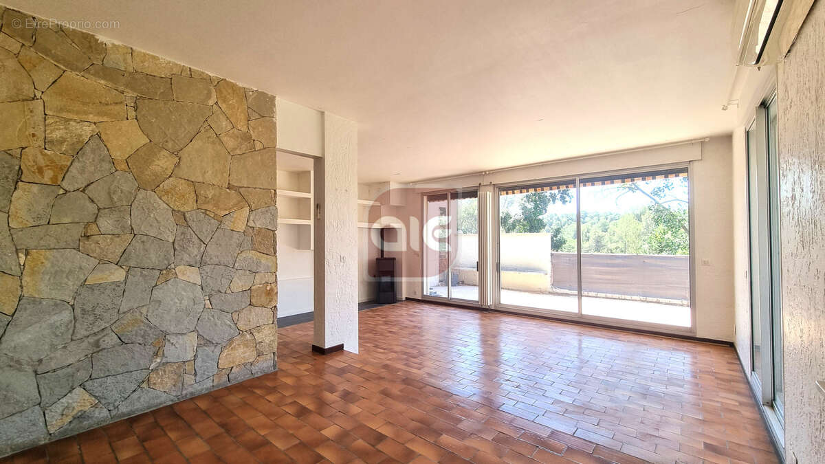 Vente villa 8 pieces saint clement de riviere - photo 13